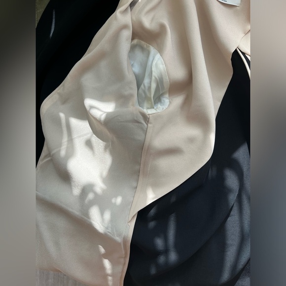 Oversized lightweight Wilfred (Aritzia) black blazer - Picture 12 of 14